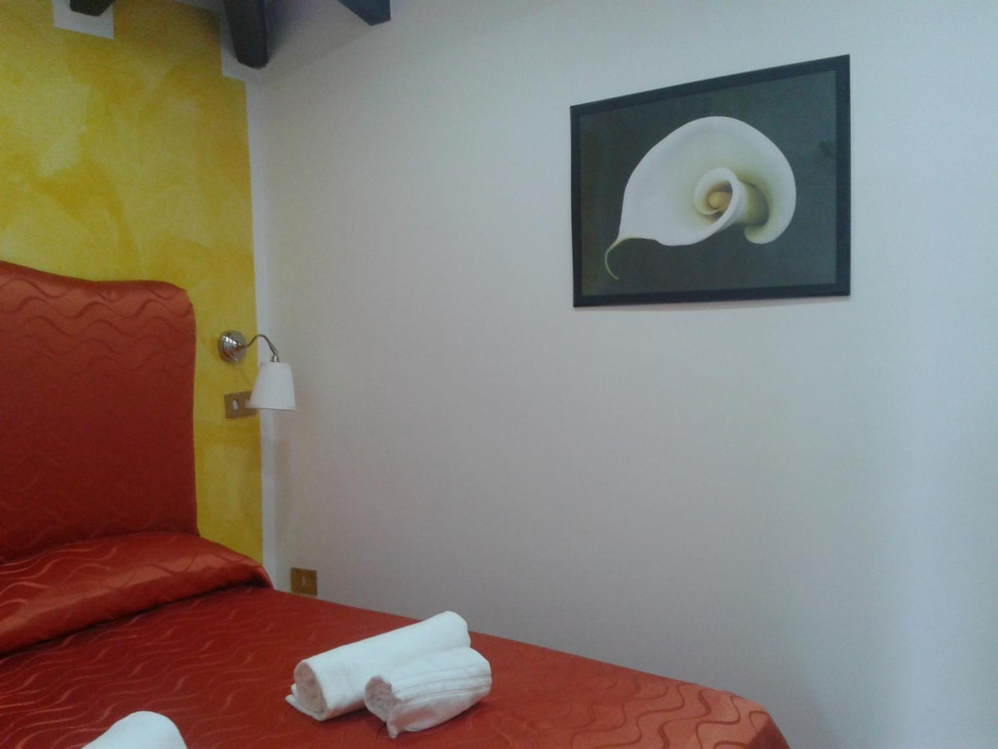 เรอแล อิล ฟรันโตโย Aparthotel มัสซาลูเบรนเซ ห้อง รูปภาพ